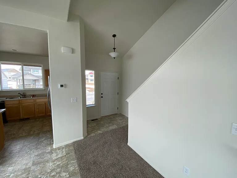 625 Gore Range Dr — Photo 3