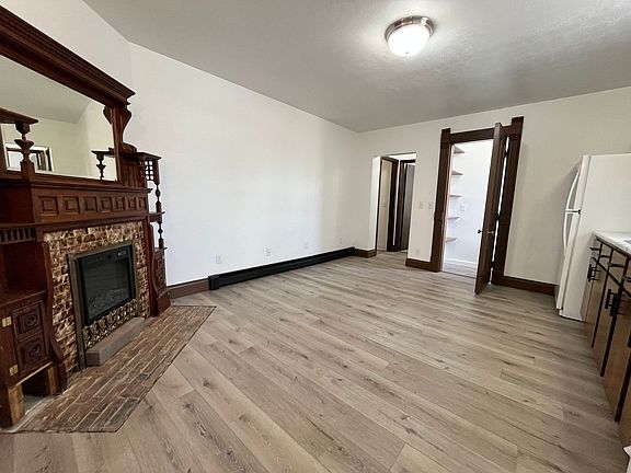 5th image of 800 W 12th St #2