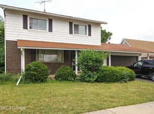 17487 Eastgate Dr, Country Club Hills, IL 60478