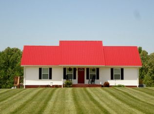 411 Clendenin Rd, Paris, TN 38242