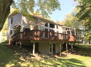 20155 Tipsico Lake Rd, Holly, MI 48442
