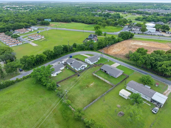 1032 Greg St #1-5, Azle, TX 76020