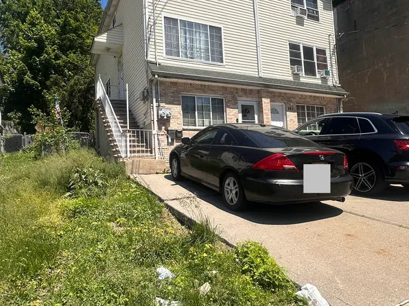165 Brighton Avenue image 1 of 10