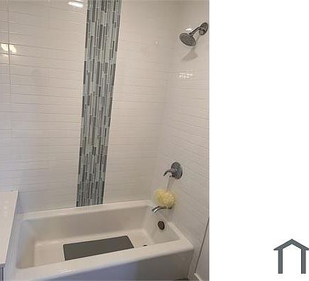 5th image of 14 Touraine Ave APT 2