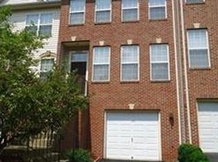 21477 Rusty Blackhaw Sq, Sterling, VA 20164