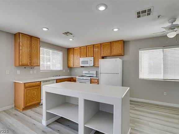 3rd image of 3231 Ocean Spray Ct