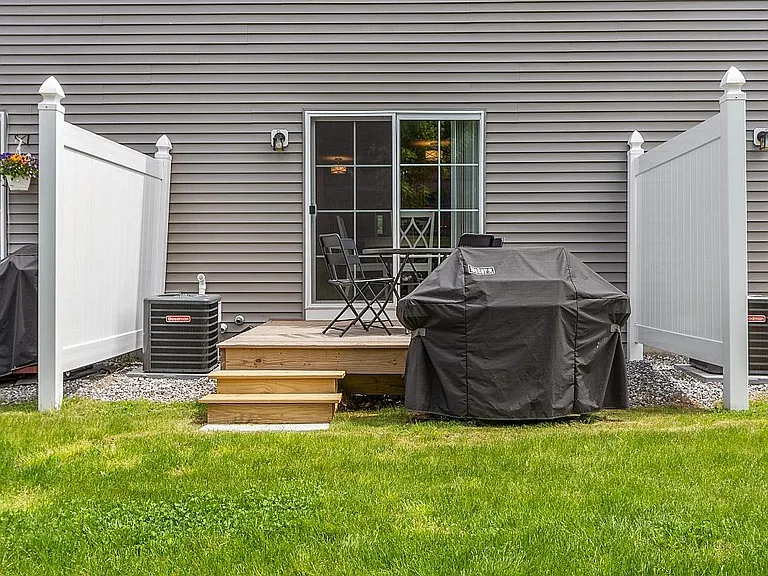 Private Deck