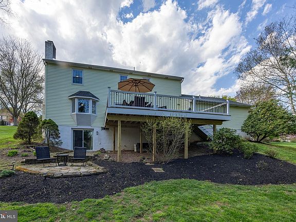 5th image of 915 Welsh Ayres Way