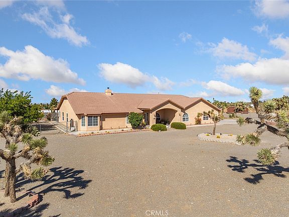 2nd image of 11025 El Esteban Rd