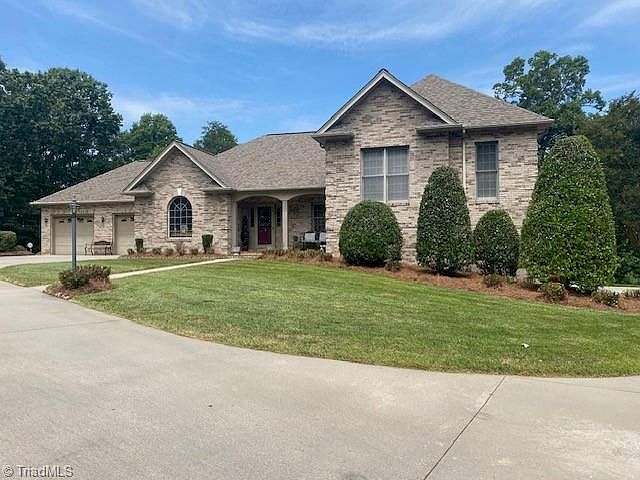 1st image of 1710 Skyview Cir
