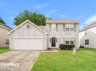 650 Spicebush Ln, Aurora, IL 60504