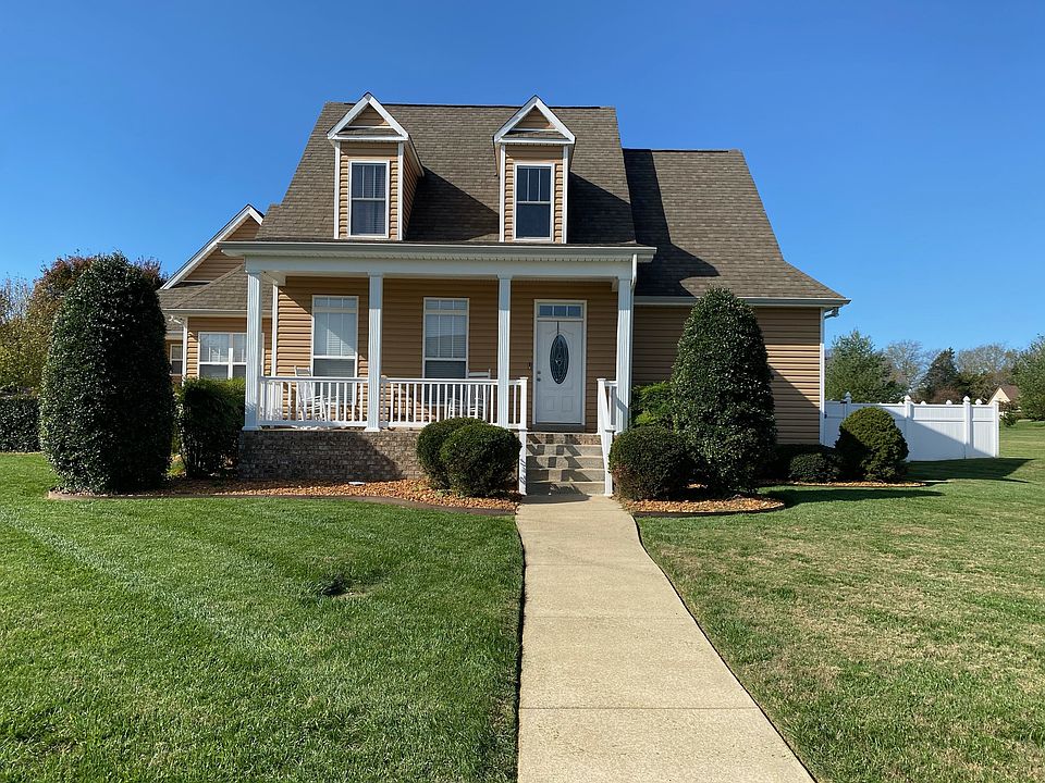 1st image of 1479 Leaf Ln