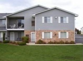 1219 Sunnyslope Dr, Racine, WI 53406