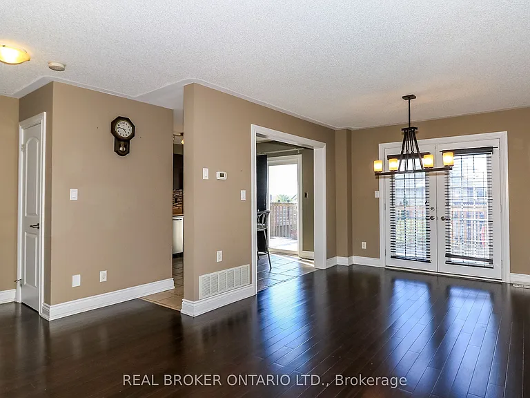 2202 Batters Loop — Photo 7
