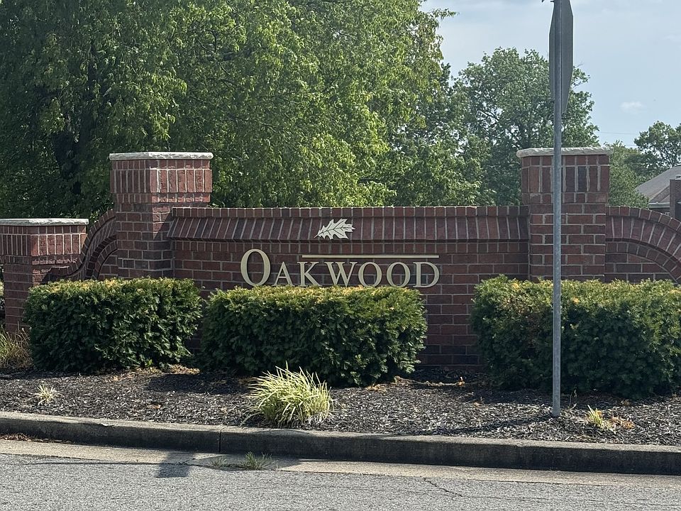 2nd image of 2245 Golden Oak Pl