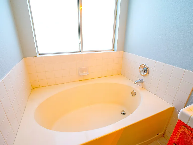 711 Wolf Lake Ave #1 — Photo 27