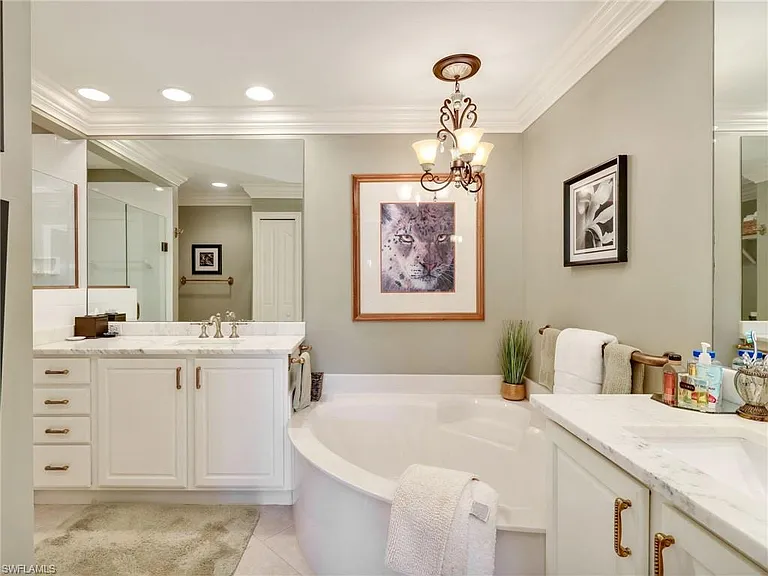 8138 Saratoga Dr #2201 — Photo 31