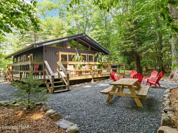 1009 Eisenhower Way, Tobyhanna, PA 18466