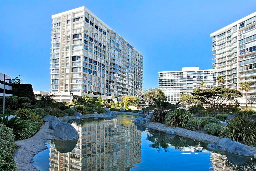 1 bed, 840 sqft, $6,500 — Photo 1