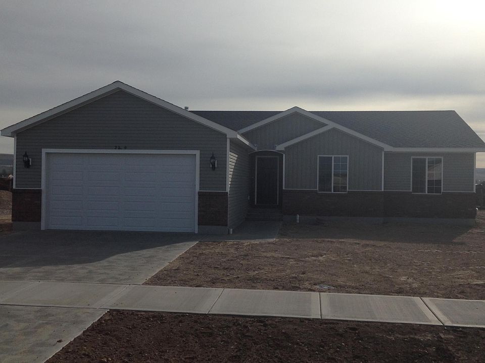 1st image of 2300 N Roy Dr