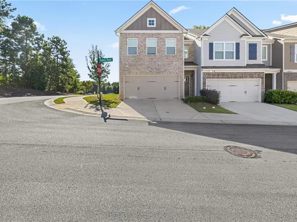 7753 Lance Rd, Fairburn, GA 30213