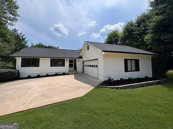 3636 Hardy Rd, Gainesville, GA 30506