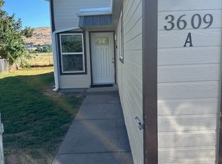 3609 La Jolla Ct APT A, Klamath Falls, OR 97603