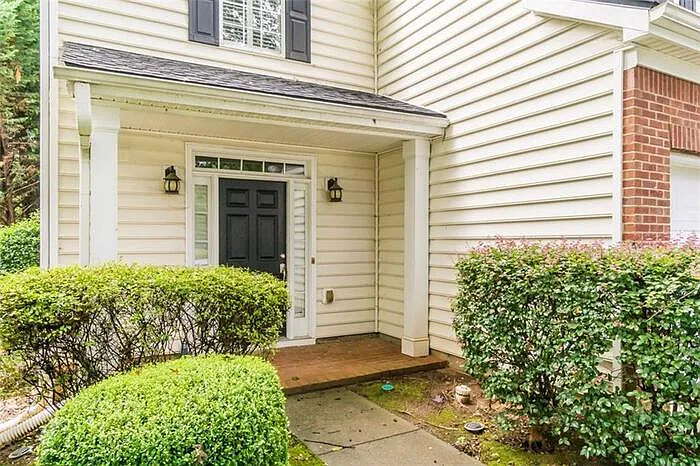 10870 Kimball Crest Dr — Photo 2