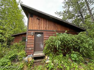 4272 Lower Kogru Dr, Eagle River, AK 99577