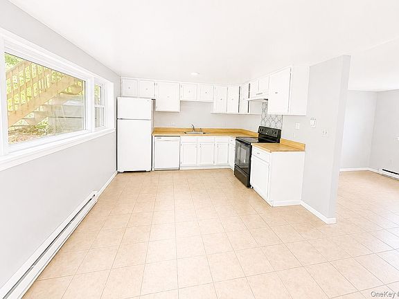 3rd image of 43 Glenmere Homesites Rd #F1