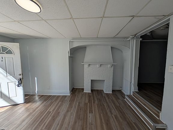 4th image of 513 N Indiana Ave