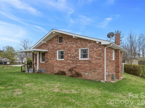 429 Jack St, Hendersonville, NC 28792