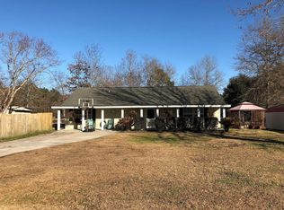 138 Dawsey Dr, Bonneau, SC 29431