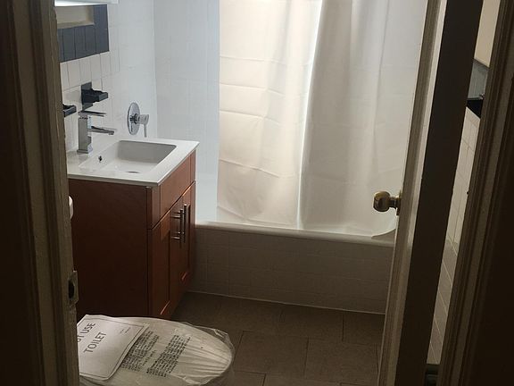 5th image of 8815 179th St APT 2B