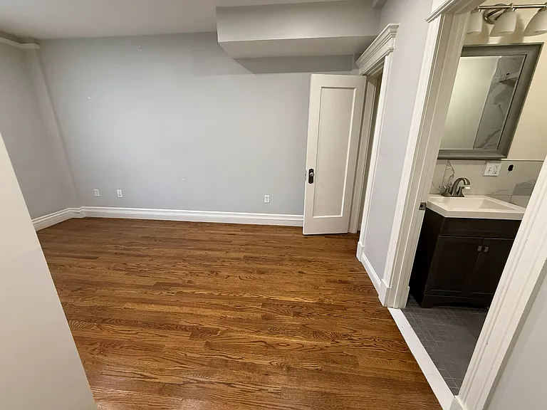 464 Commonwealth Ave #25 — Photo 1
