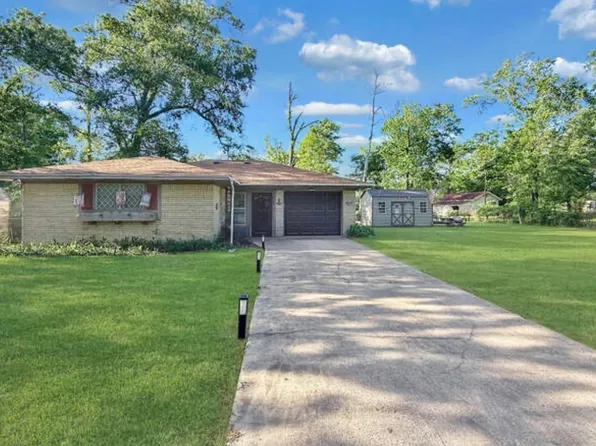 2814 Glenda Dr, Orange, TX 77632