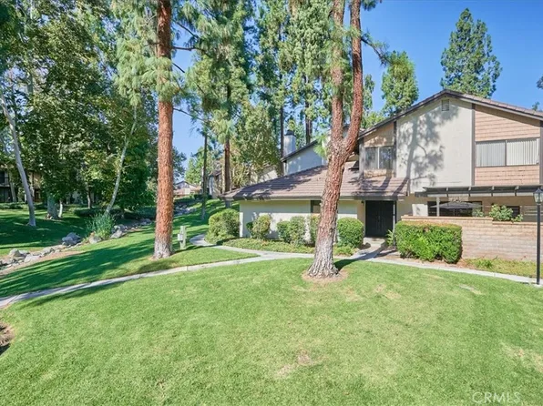 5461 Via Del Tecolote, Riverside, CA 92507