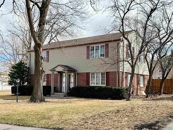 4th image of 227 Lake Ave