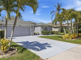 6726 W Country Club Ln, Sarasota, FL 34243