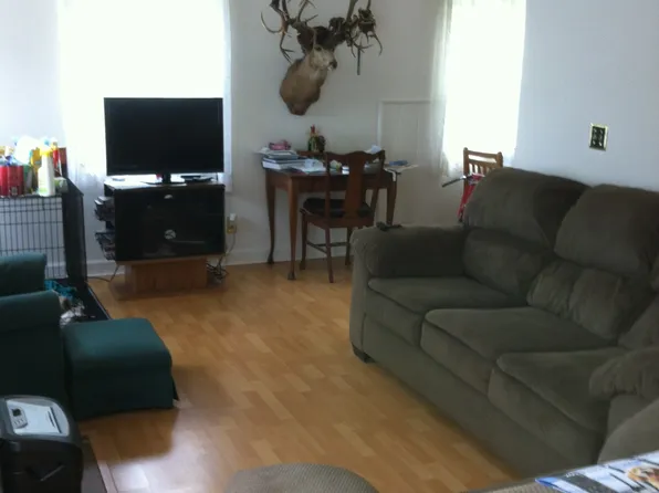 1011 Northway Dr, Saint Albans, WV 25177