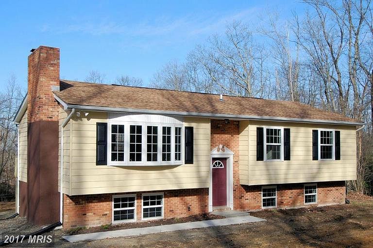 1st image of 39 Crestwood Dr