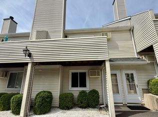 2A Jeanette St UNIT 7, Danbury, CT 06811