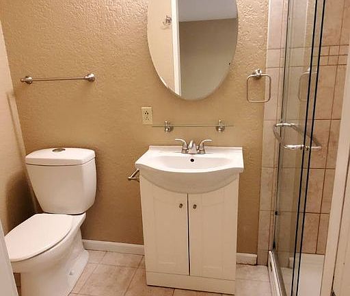 4th image of 163 N 145th St #167
