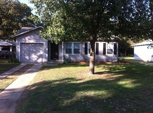 5328 Taylor Rd, River Oaks, TX 76114