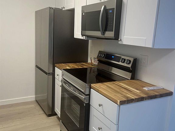 5th image of 2300 W Michigan Ave #20