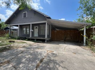 1004 Illinois St, Robstown, TX 78380