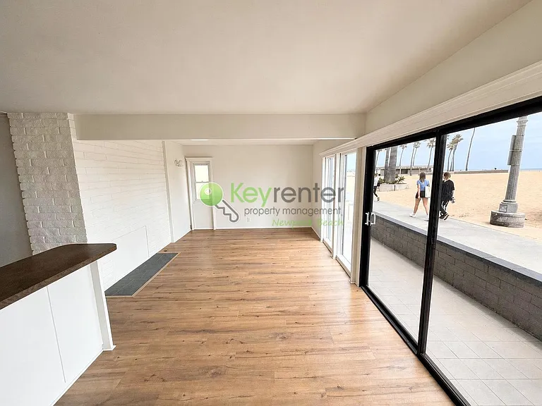 1510 W Oceanfront #A-B — Photo 7