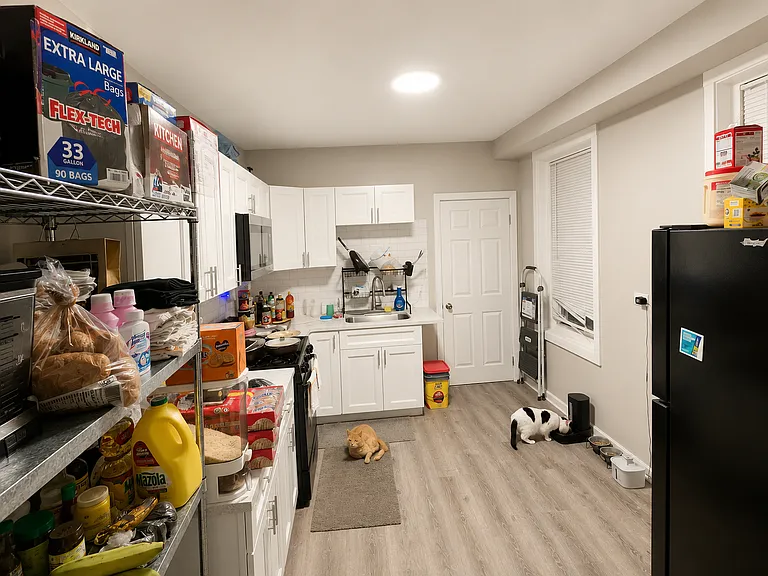 520 W Lafayette St — Photo 9