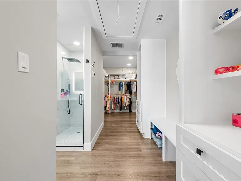 8202 Argentina St — Photo 34