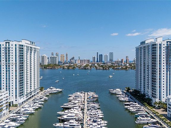 4th image of 17111 Biscayne Blvd Unit 1406